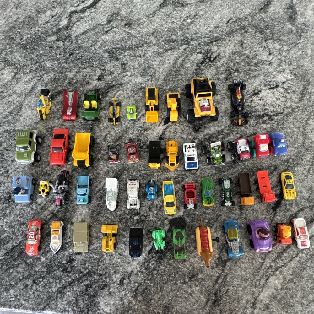 Lot of Hot Wheels Matchbox John Deere NASCAR Disney‎ And Miscellaneous 47 Cars